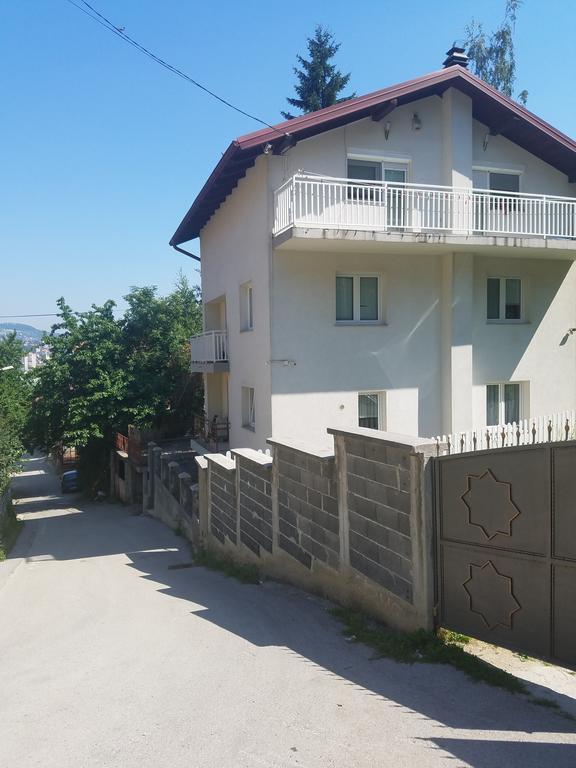 Apartment Dzeni SJJ Esterno foto
